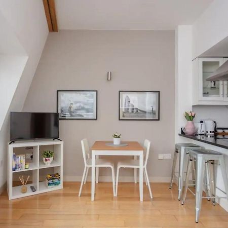 Stylish 1 Bedroom Apartment Near Northcote Road London Bagian luar foto